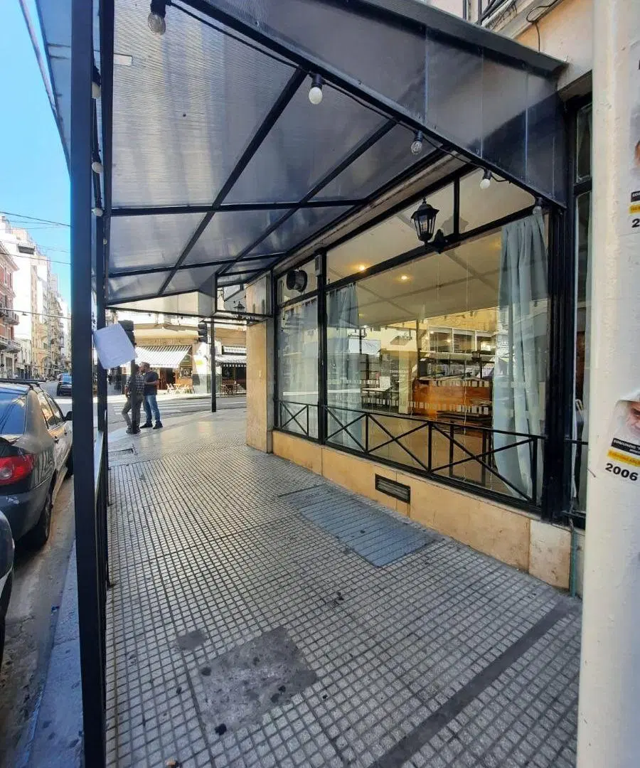 Local Comercial 120 m² en Esquina – Gran Visibilidad – Apto Gastronomía 2