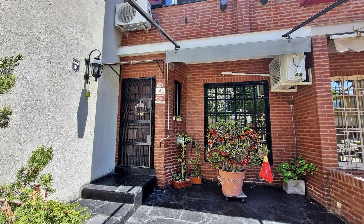 Foto de Casa a la venta Parque chas, imagen 3