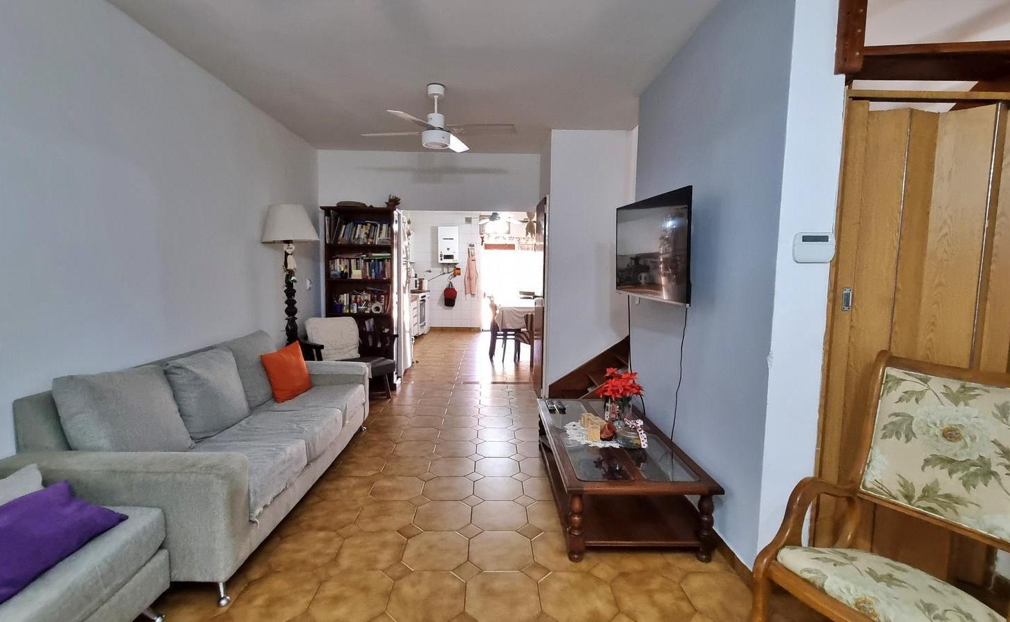 Foto de Casa a la venta Parque chas, imagen 1