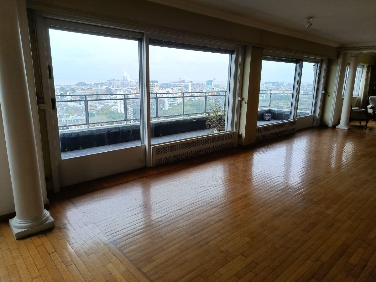 Foto de VENTA PISO AV DEL LIBERTADOR | VISTA ABIERTA AL RÍO | PISO 21 | PALERMO, imagen 1