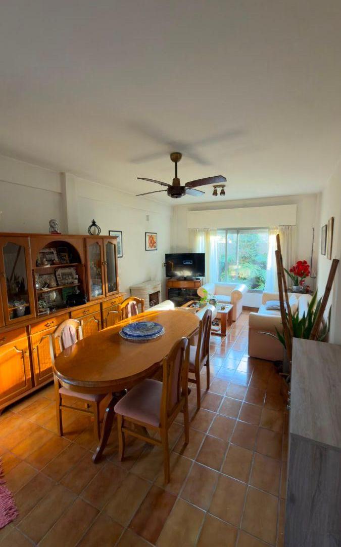 Foto de CASA PH EN VENTA 4 AMBIENTES, CASTELAR SUR, APTO CRÉDITO HIPOTECARIO, imagen 2