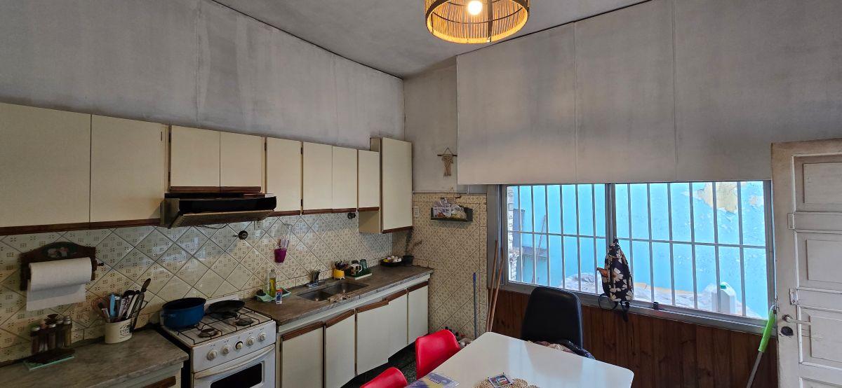 Foto de PH 3 AMBIENTES EN VENTA EN LANUS, imagen 1