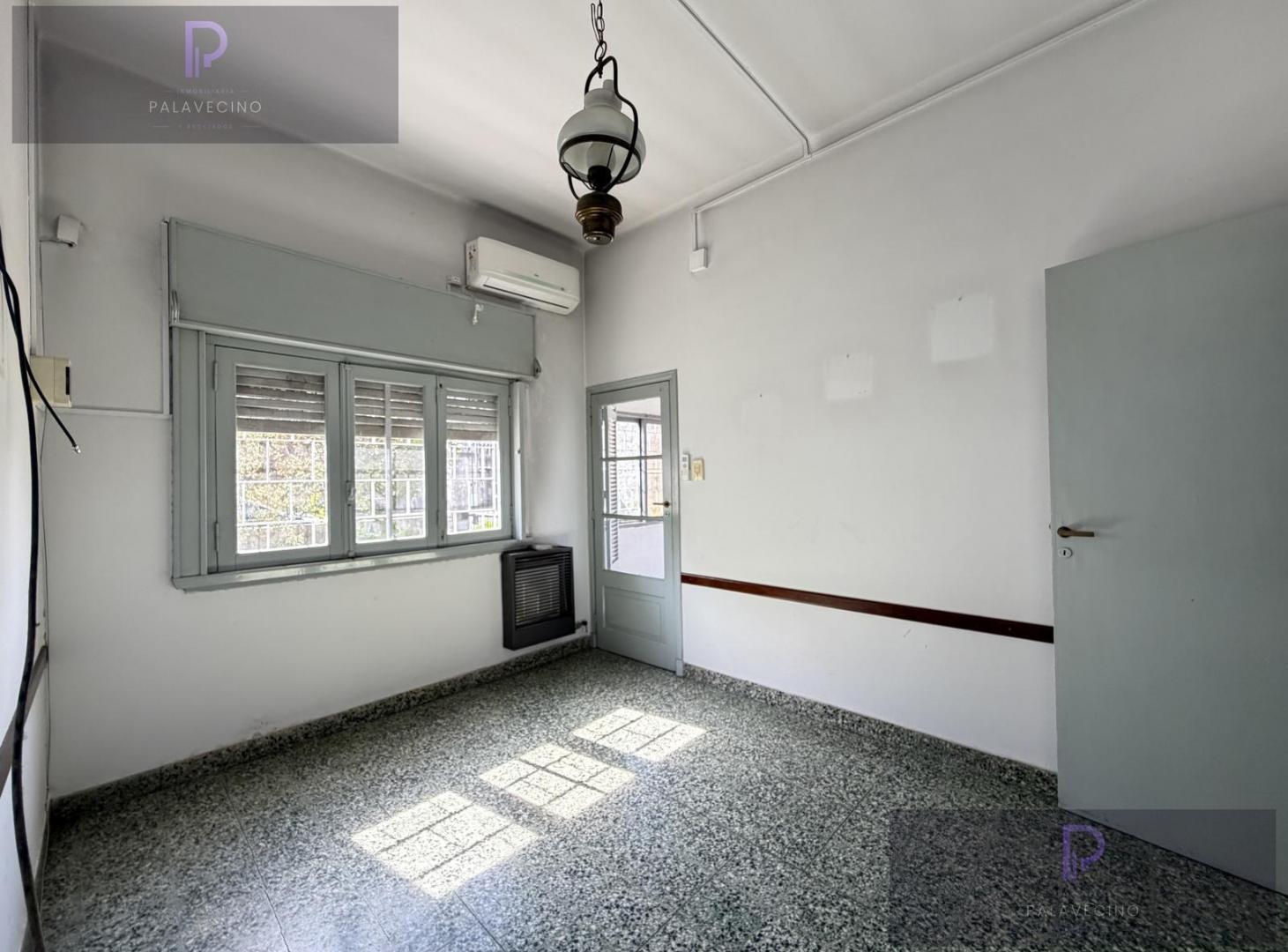Foto de VENTA CASA 3 AMB, LOTE 375 M2, CON GALPON 100 M2 - ITUZAINGO, imagen 1