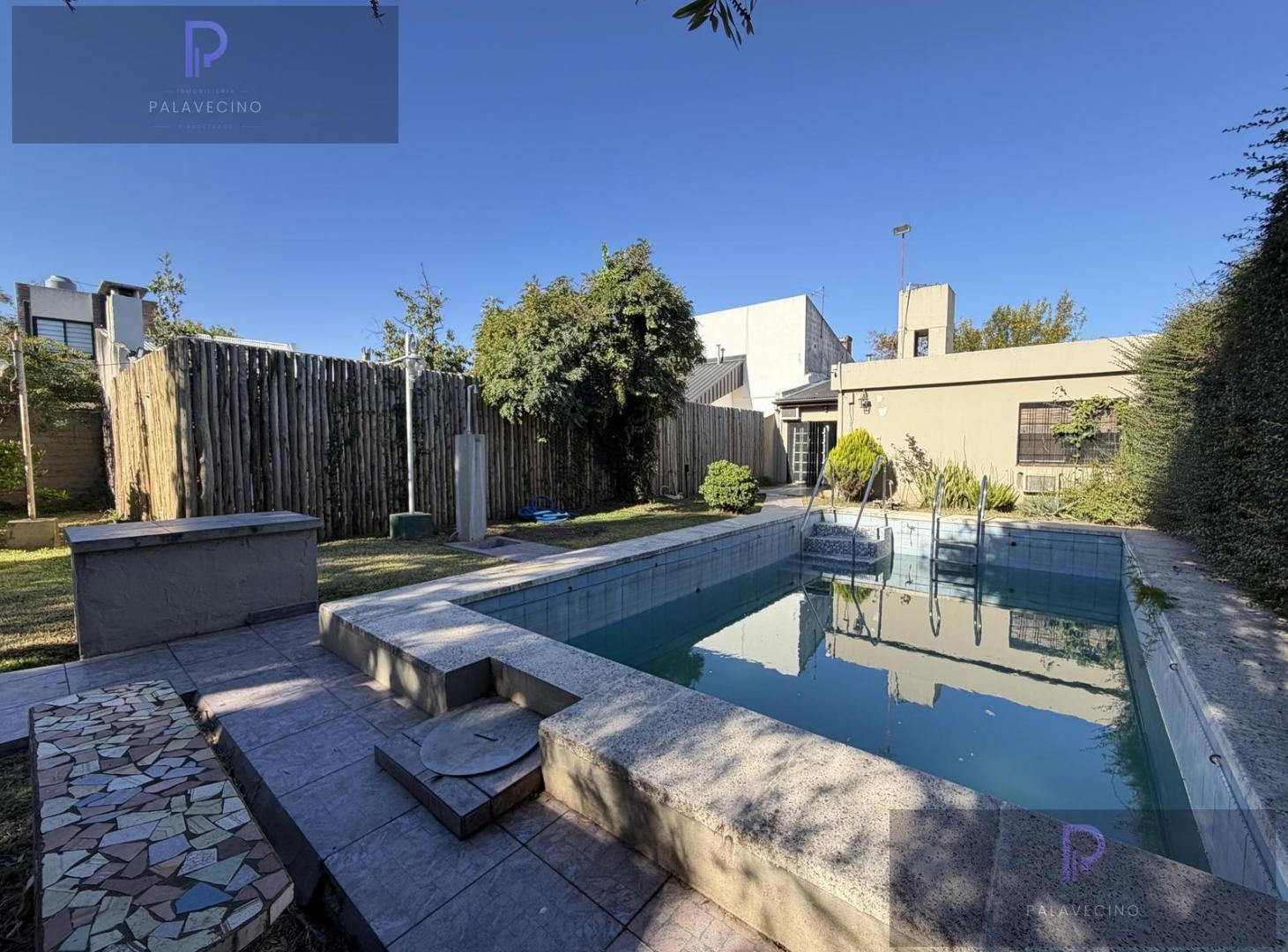 Foto de VENTA CASA 4 AMB C/ PILETA PARQUE QUINCHO GARAGE - MUÑIZ, imagen 1