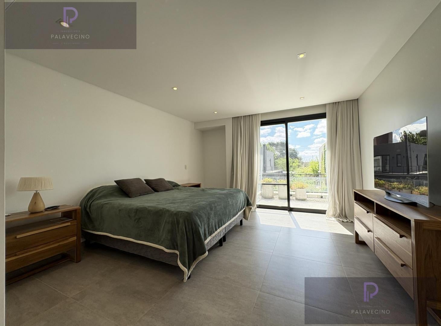 Foto de VENTA CASA AYRES PLAZA 6 AMB. 710 M2 LOTE - PILAR, imagen 2