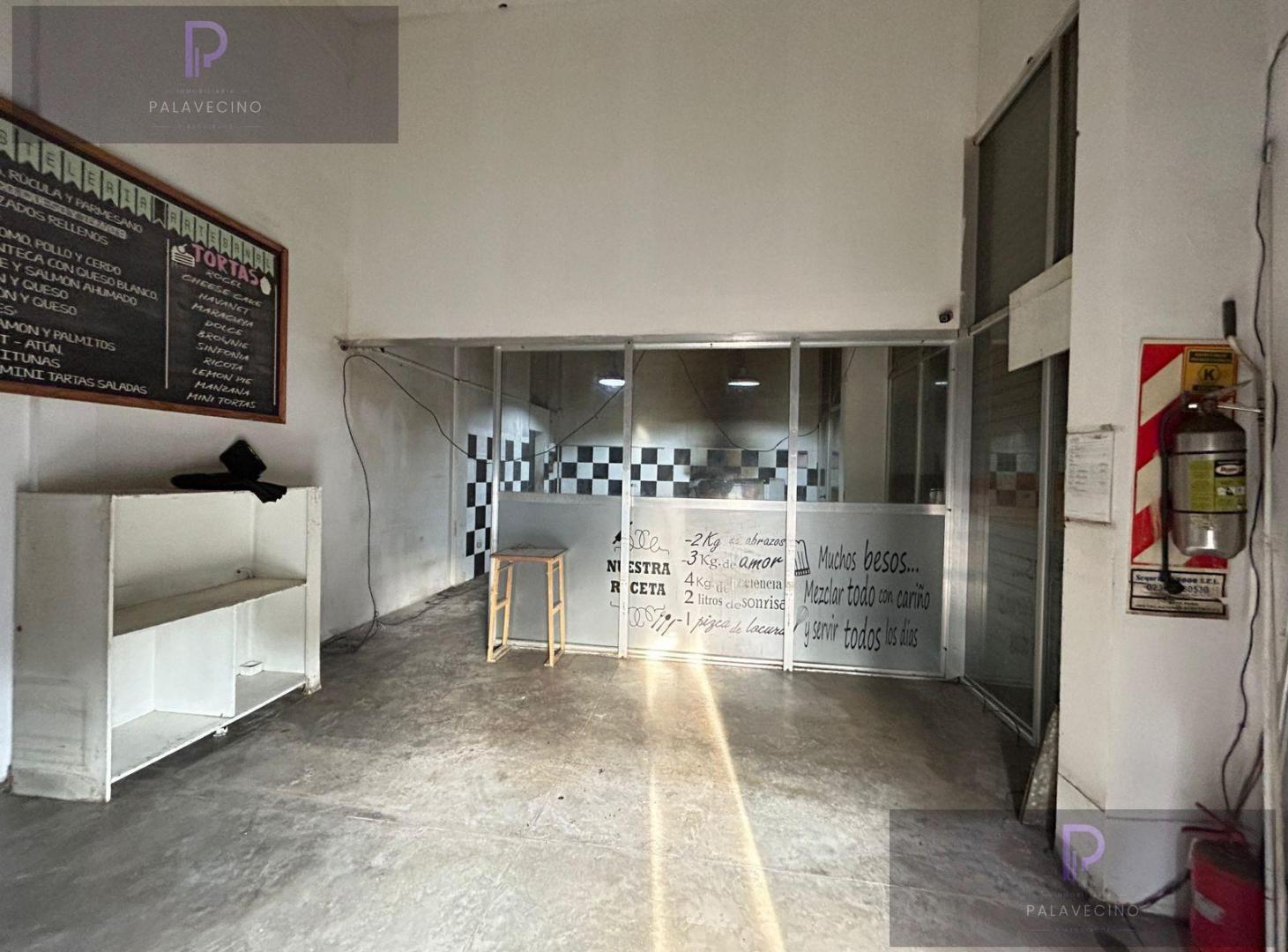 Foto de VENTA LOCALES + 7 DEPARTAMENTOS (IDEAL INVERSOR) - PILAR, imagen 3