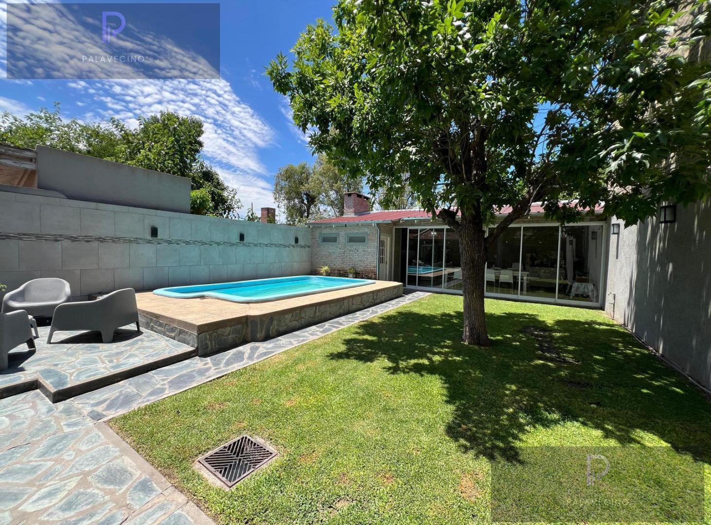 Foto de VENTA CASA 6 AMB. C/QUINCHO, PARRILLA, PILETA - BELLA VISTA, imagen 1