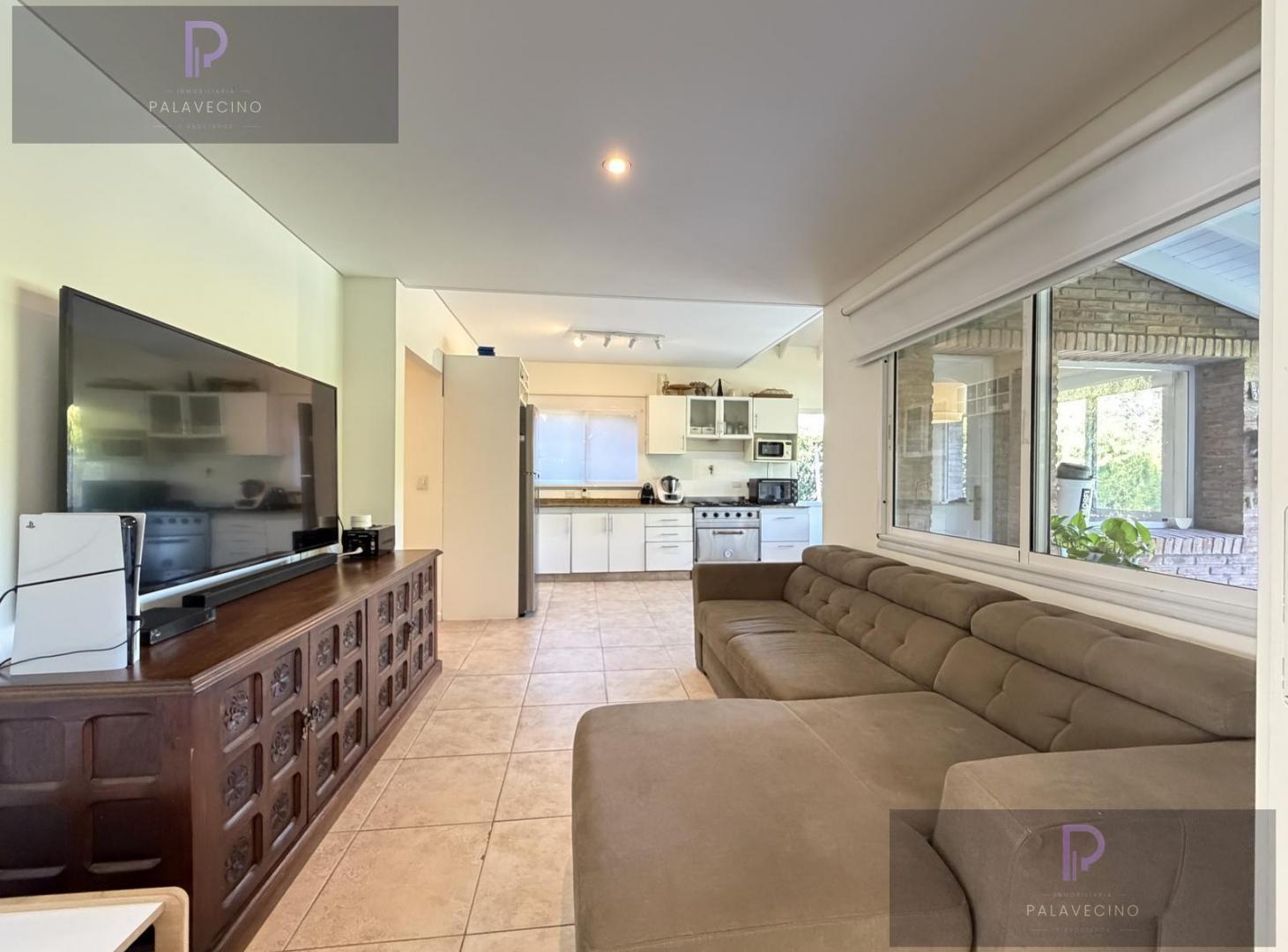 Foto de VENTA CASA 5 AMBIENTES CON JARDIN Y PILETA Bº LA DELFINA, PILAR, imagen 5