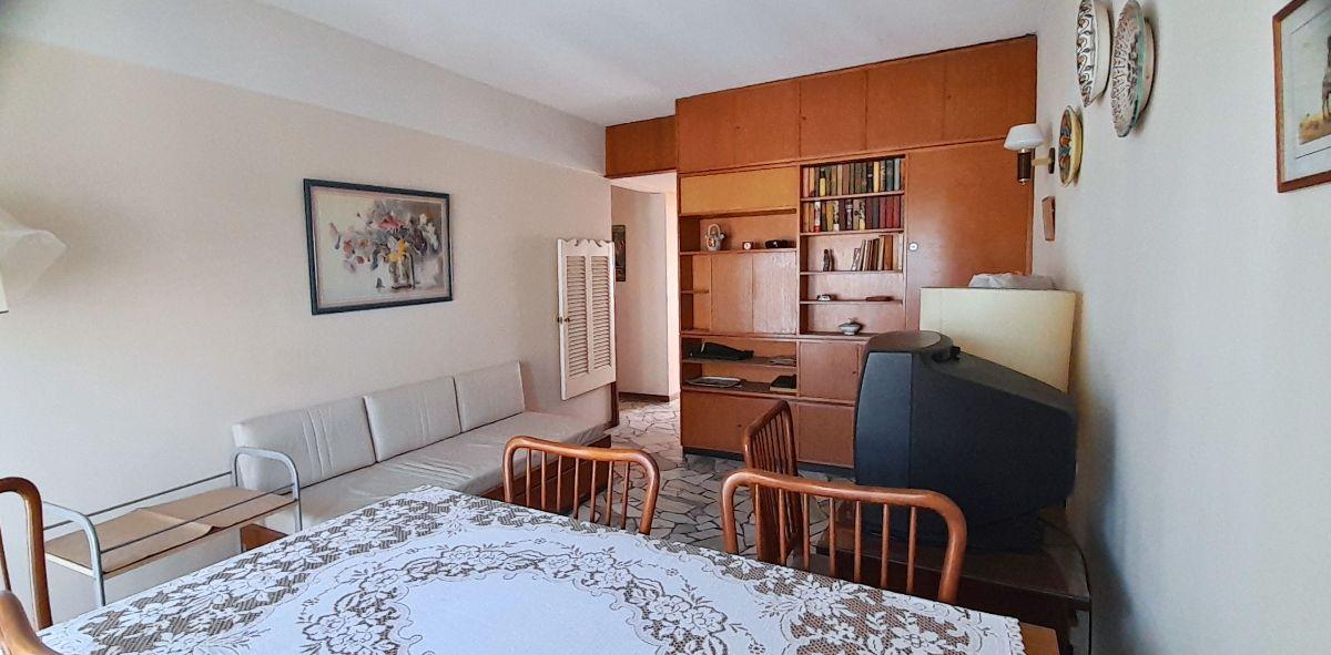 Foto de Departamento 2 ambientes con cochera, dependencia, lavadero y vista al, imagen 5