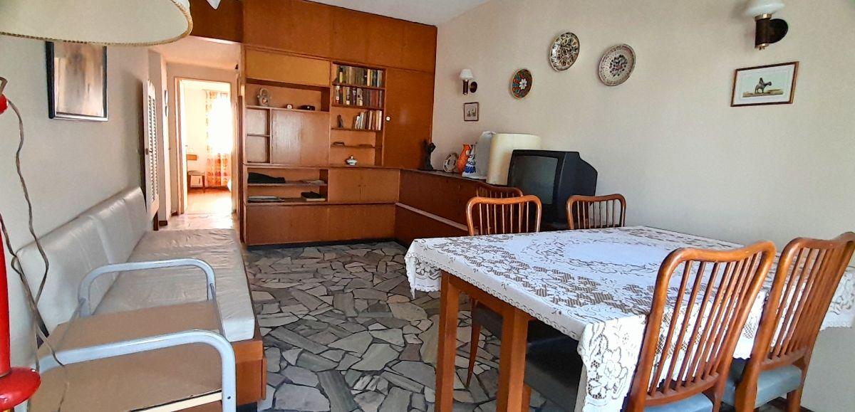 Foto de Departamento 2 ambientes con cochera, dependencia, lavadero y vista al, imagen 2