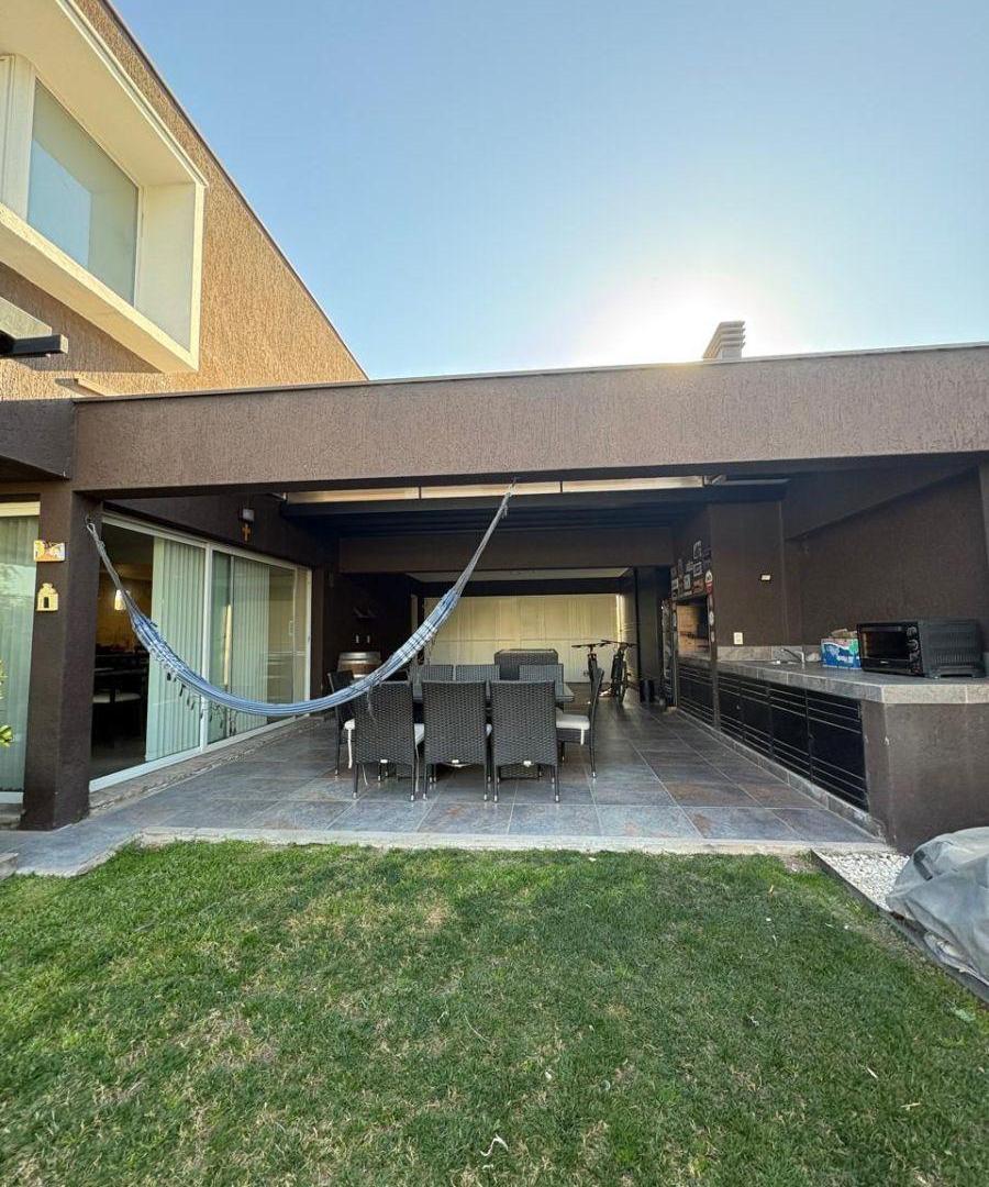 Foto de Venta de Casa. Barrio Privado Villa Atilia. Maipú. Mendoza, imagen 2
