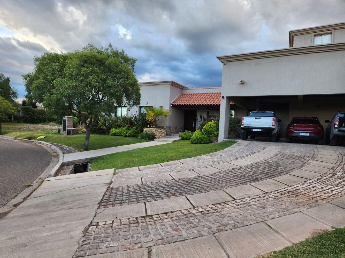 Foto de Venta de Casa. Rincón de Araoz. Luján. Mendoza., imagen 2