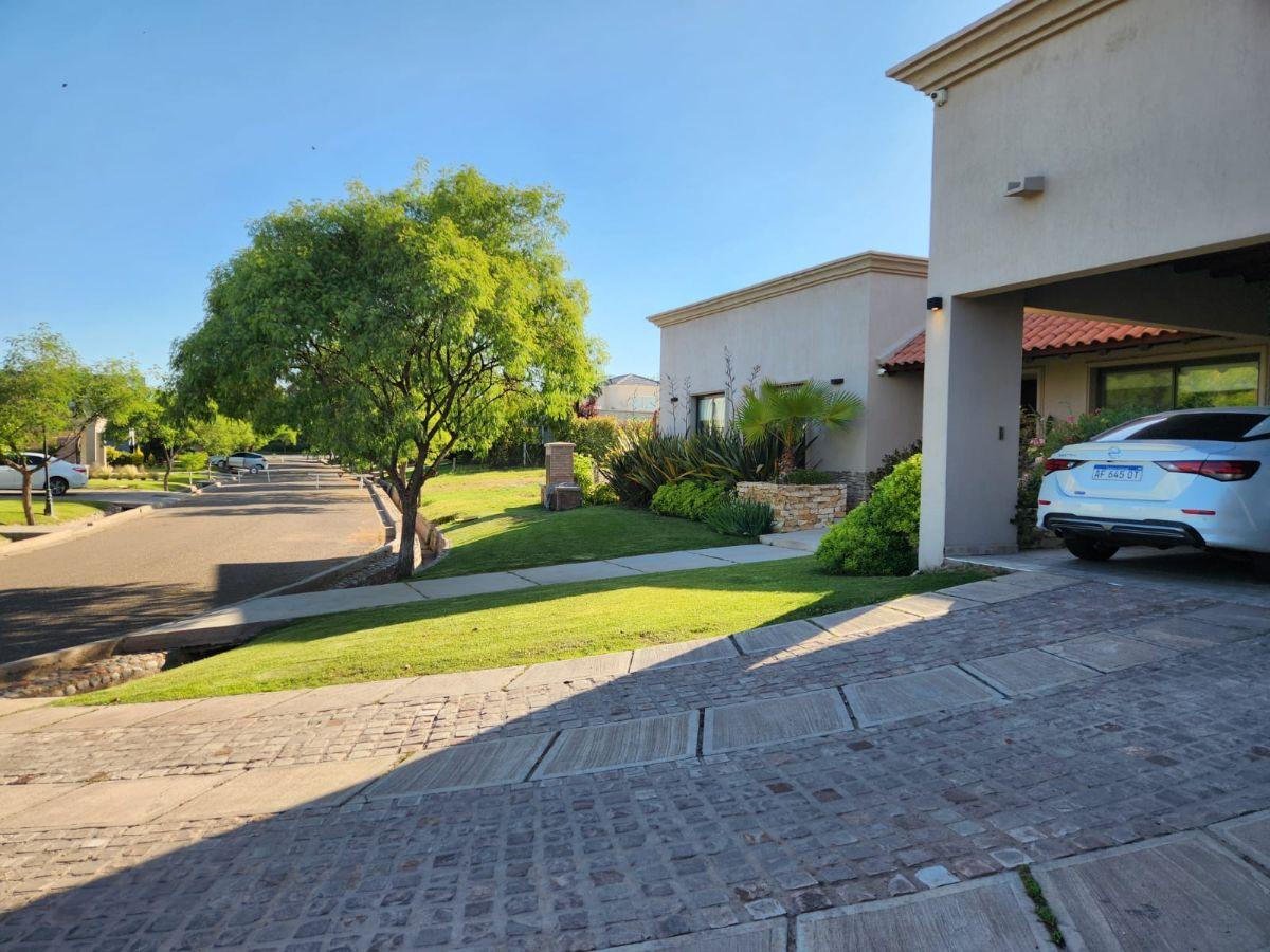Foto de Venta de Casa. Rincón de Araoz. Luján. Mendoza., imagen 4