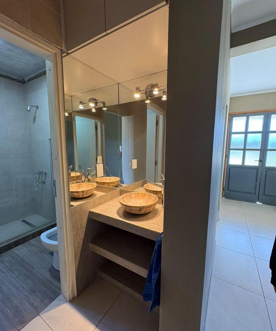 Foto de CASA EN ALQUILER – BARRIO VILLA ATILIA ( Lista a partir de 1 /11), imagen 2