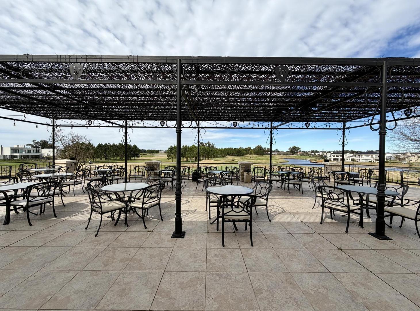Foto de LOTE EN VENTA 960 m² | La Providencia | Fondo a cancha de polo, imagen 4