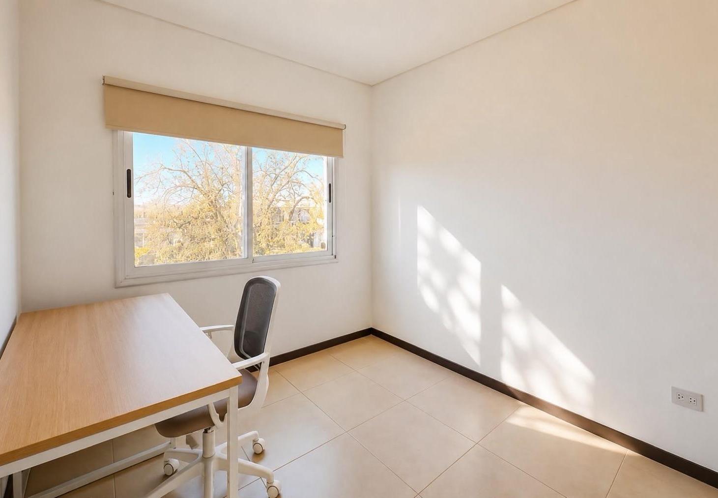 Foto de Venta Casa San Ramiro - Pilar del Este, imagen 2