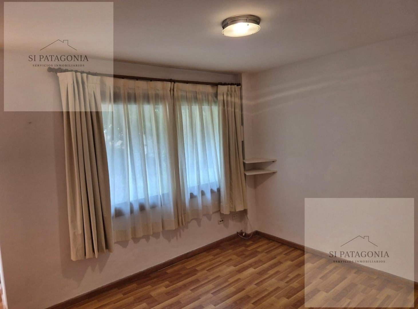 Foto de Departamento de 2 Ambientes con Cochera y Baulera en Pleno Centro, imagen 4