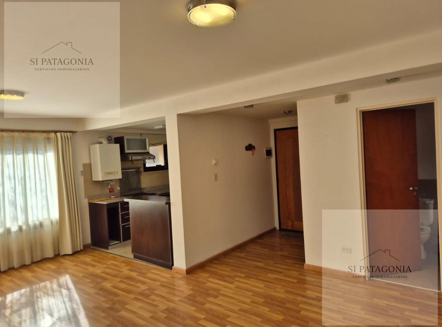 Foto de Departamento de 2 Ambientes con Cochera y Baulera en Pleno Centro, imagen 2