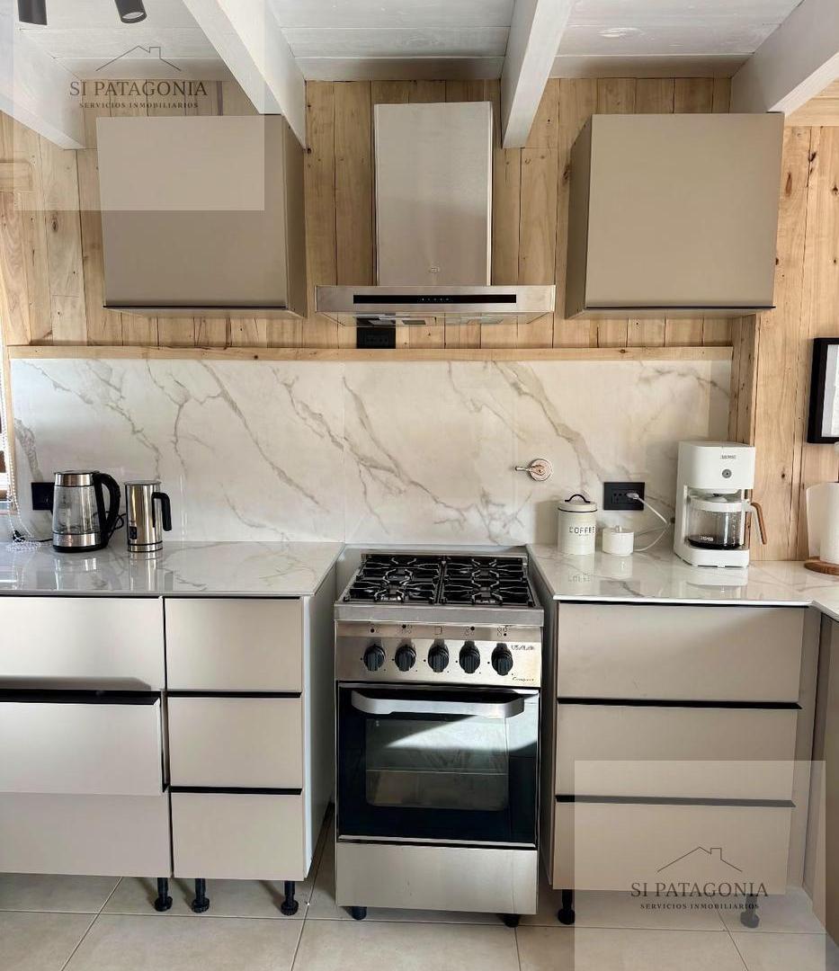 Foto de Hermosa Casa de Estilo Moderno y Cálido en Barrio La Balconada I, imagen 2