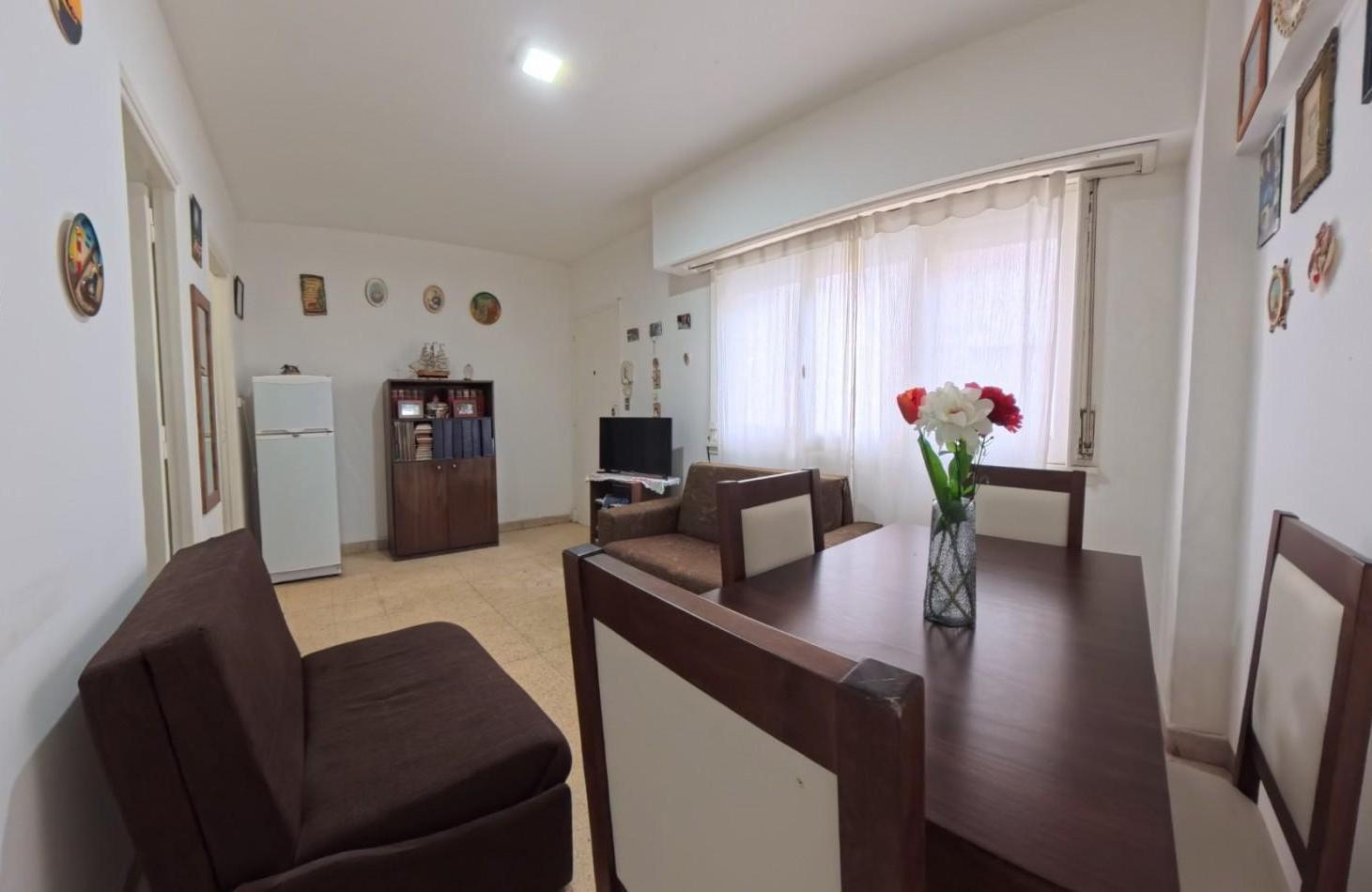Foto de Departamento 2 ambientes zona Aldrey, imagen 1