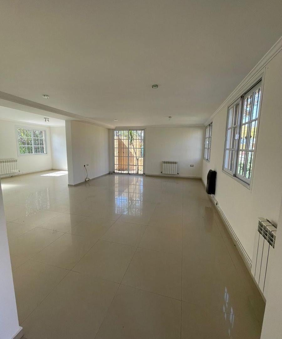 Foto de Venta casa en Barrio Cordón del Plata Chacras de Coria, imagen 3
