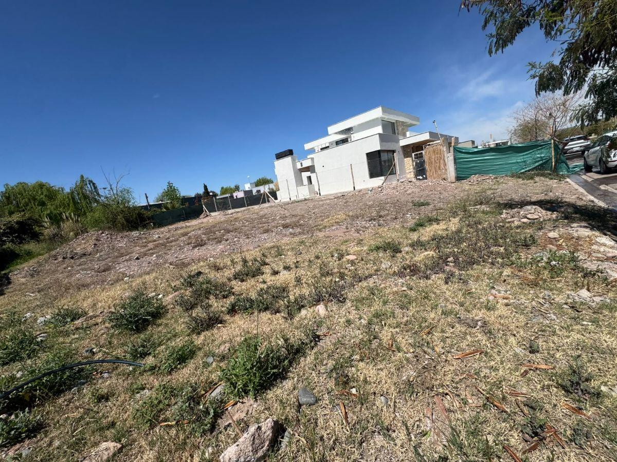 Foto de Venta lote de 500m2 en Barrio Gran Boedo Maipu, imagen 3