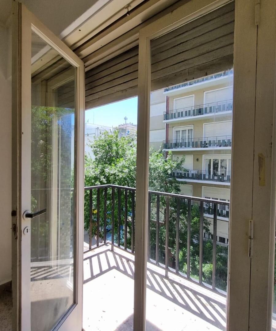 Foto de ¡OPORTUNIDAD EN PLAZA MITRE! Departamento de 1 Ambiente Impecable, imagen 5