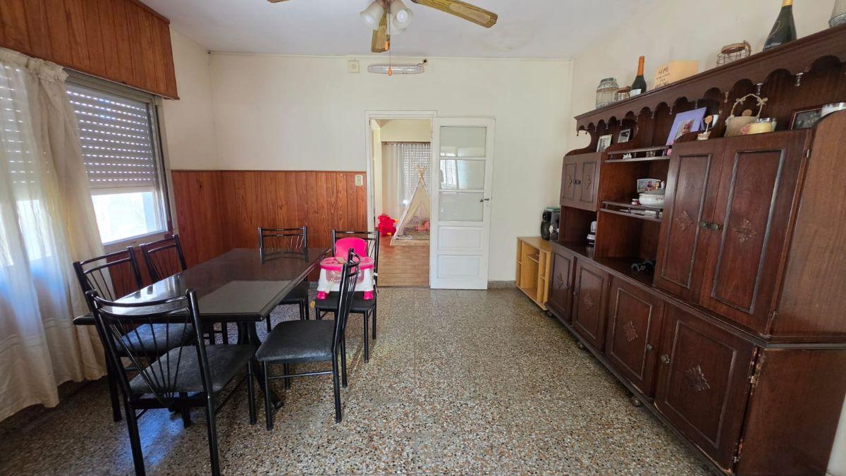 Foto de Venta Casa 4 Amb. c/ Garage Doble y Galería – en calle 25 e/ 14 y 15, imagen 5