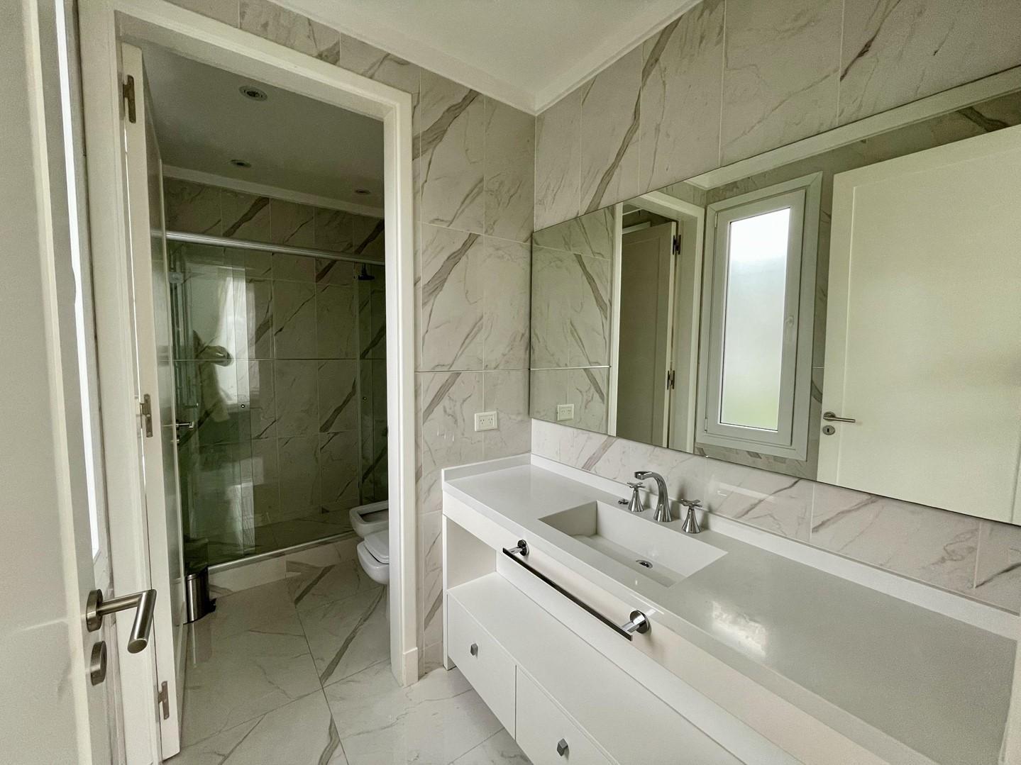 Foto de Casa con amarra en Venta en El Yacht, Nordelta, Tigre, imagen 4