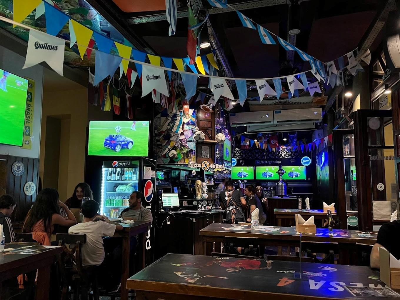 Foto de Local de 200 m² en venta esquina avenida las Heras apto gastronómico, imagen 3
