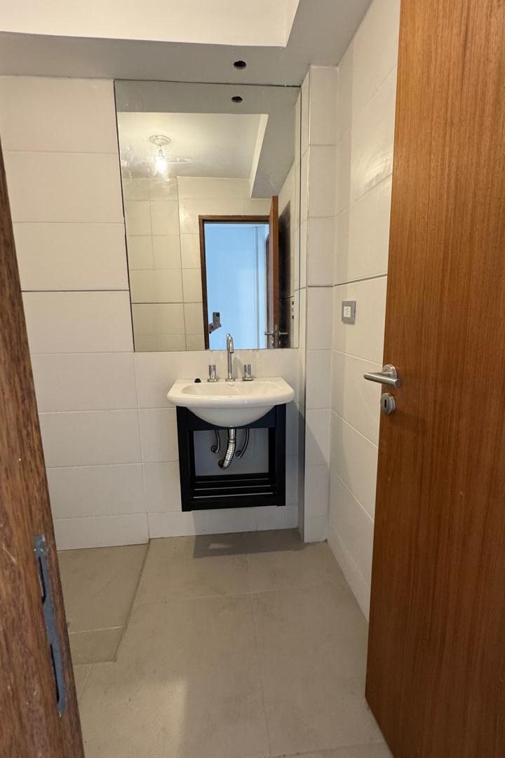 Foto de Departamento semipiso a estrenar en Alvear 4876. Apto crédito, imagen 4