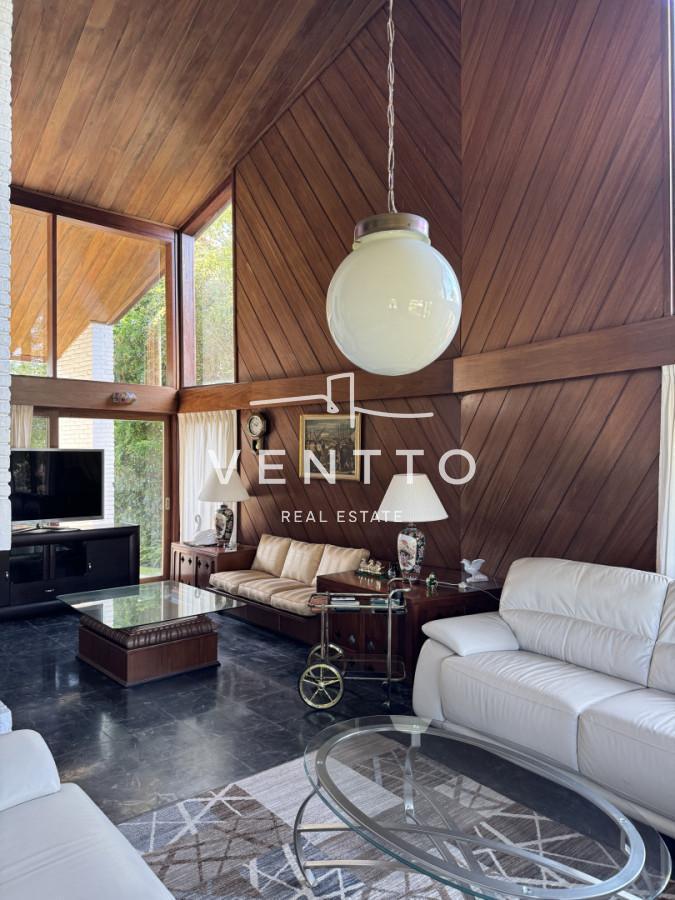 Foto de Casa en Venta 4 suites Cantegril Playa Mansa Punta del Este, imagen 5