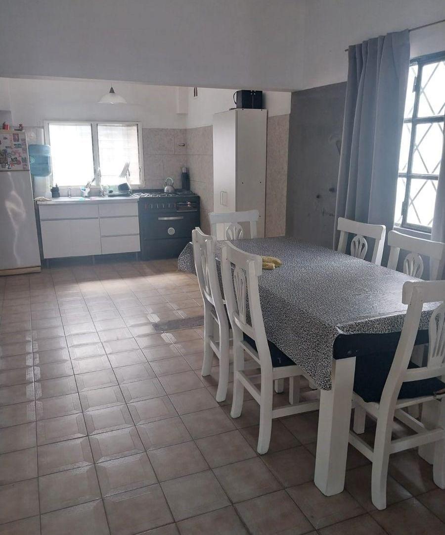 Foto de VENTA DE CASA EN LOTE PROPIO, 200 mts DE AV. VERGARA, imagen 3