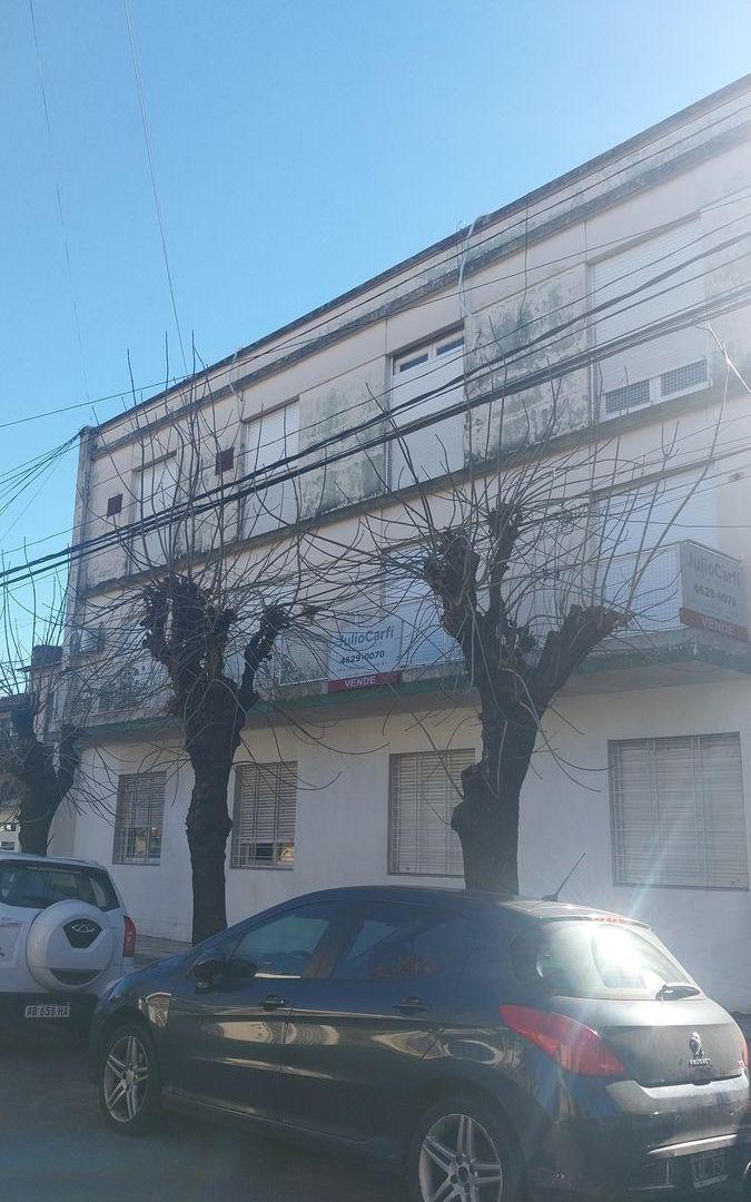 Foto de Castelar Centro 4 ambientes amplios, viví con espacio, imagen 2