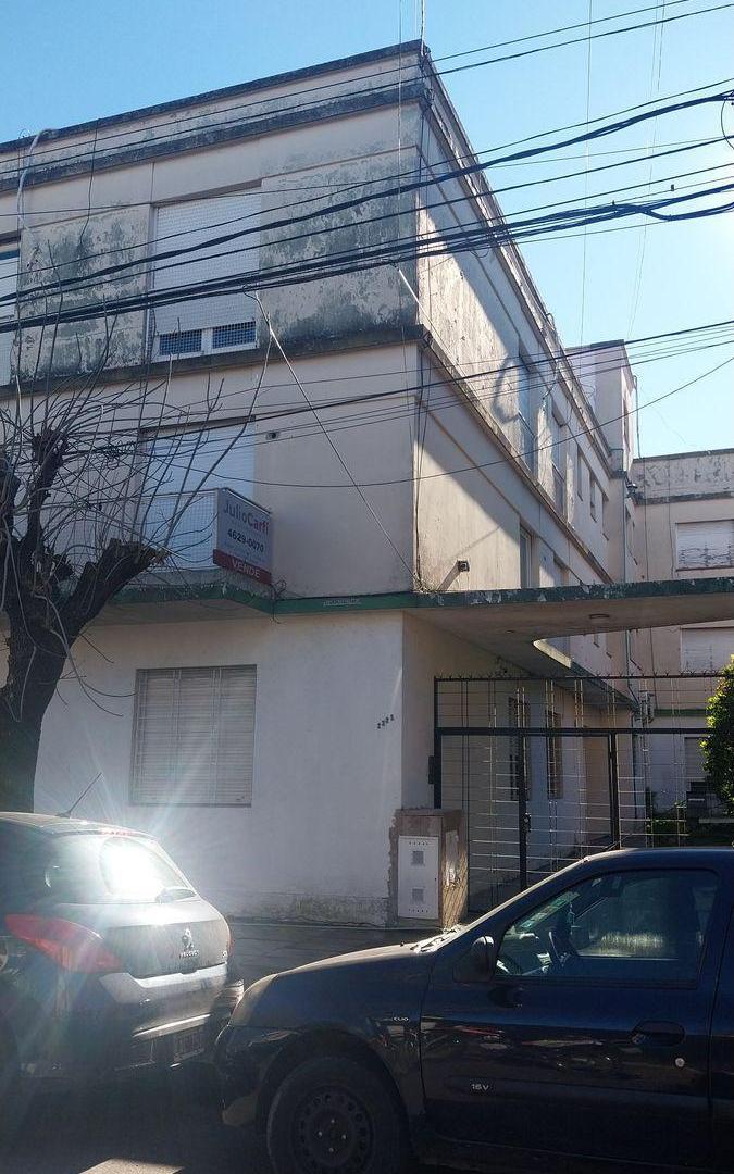 Foto de Castelar Centro 4 ambientes amplios, viví con espacio, imagen 4