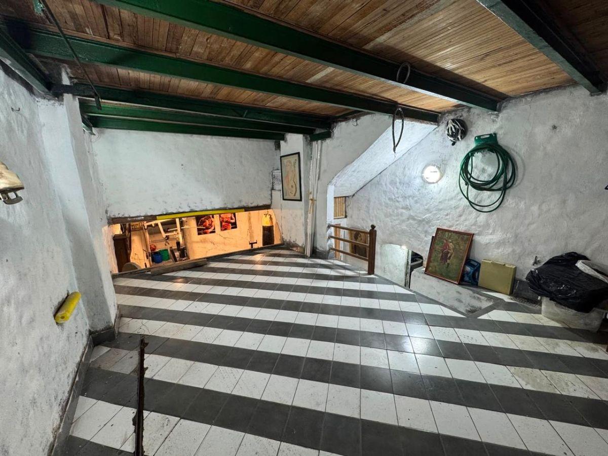 Foto de Casa con cochera, sotano, patio y terraza- apta proyecto inmobiliario, imagen 1