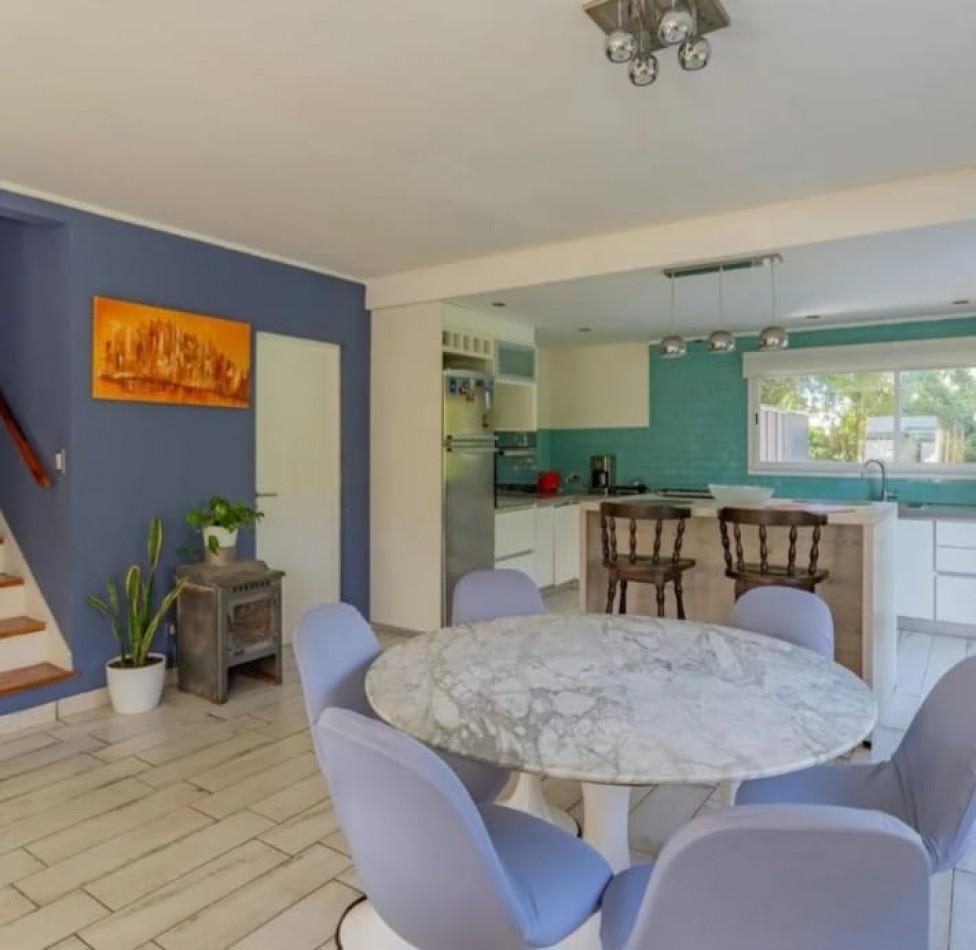 Foto de Venta Casa en dos plantas en Los Acantilados con pileta, parrilla y, imagen 3