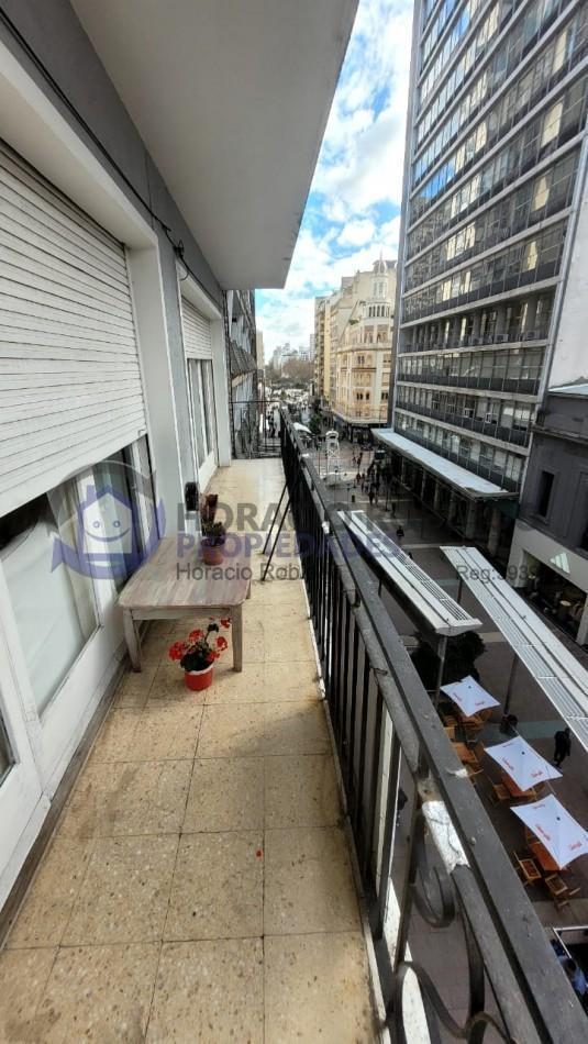 Foto de Departamento 3 ambientes Pleno Centro Patonal San martin con Balcon al, imagen 2