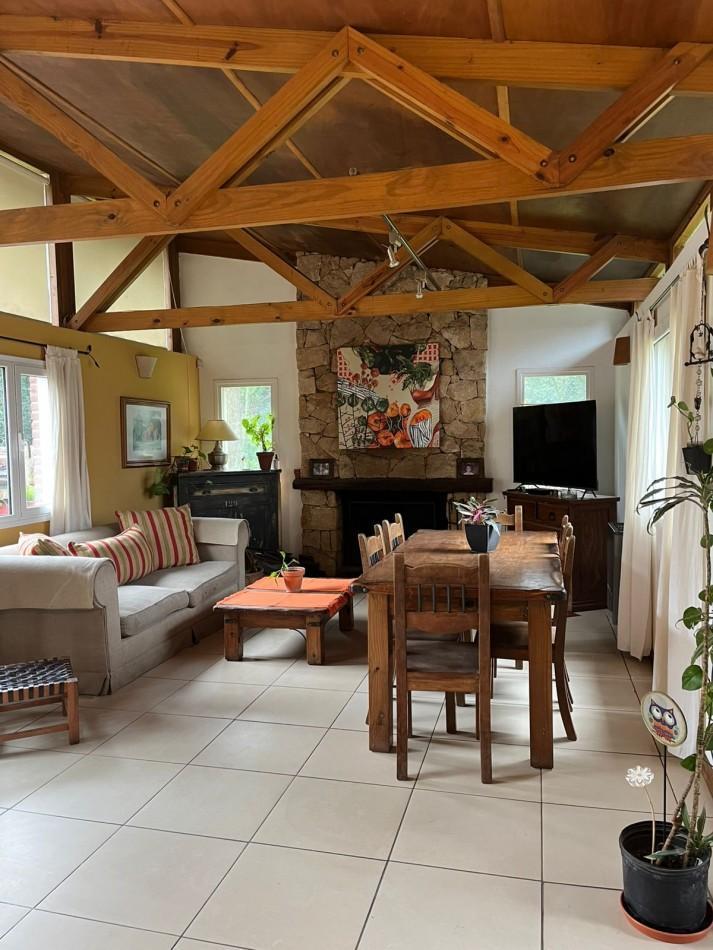Foto de Casa de Bosque en Peralta Ramos a Pasos del Mar, imagen 2