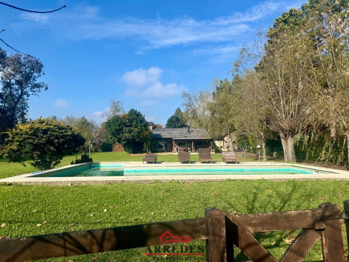 Foto de Venta · Casa 5 ambientes · quincho pileta · vista al campo · Parque, imagen 1