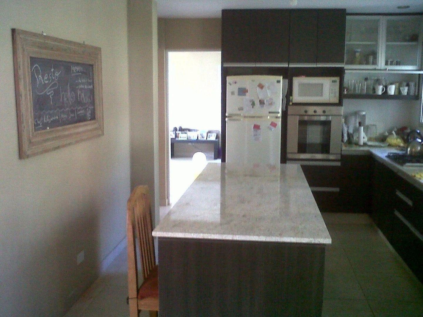 Foto de VENTA CASA 4 AMBIENTES UDAONDO, imagen 4