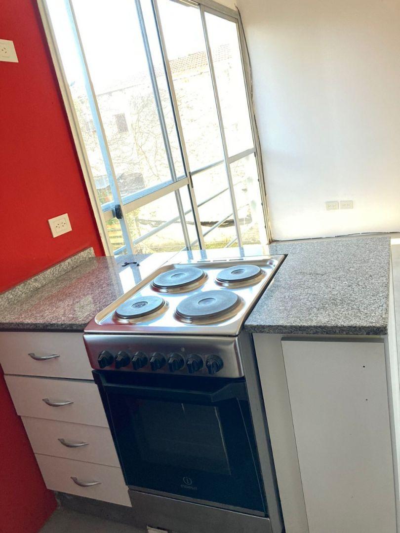 Foto de VENTA DEPARTAMENTO MORON, imagen 4
