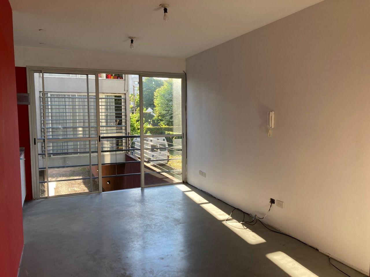 Foto de VENTA DEPARTAMENTO MORON, imagen 1