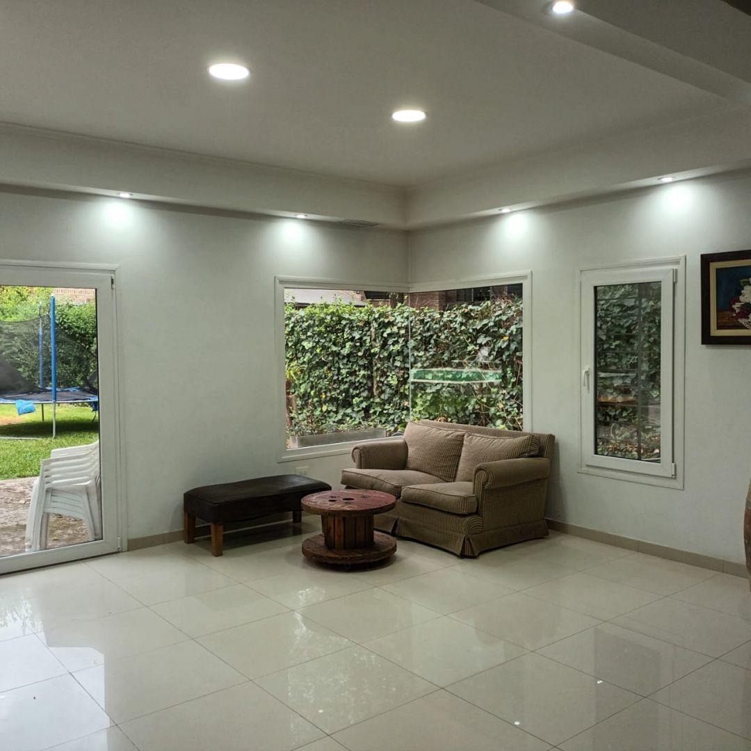Foto de VENTA CASA 5 AMBIENTES UDAONDO, imagen 5
