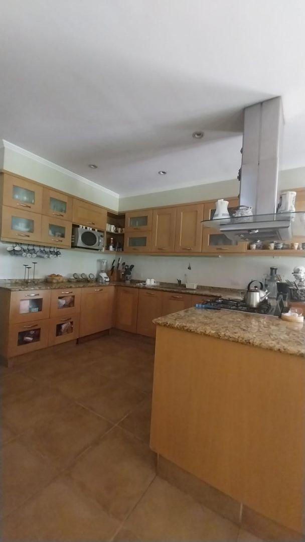 Foto de VENTA CASA 5 AMBIENTES MORENO, imagen 5