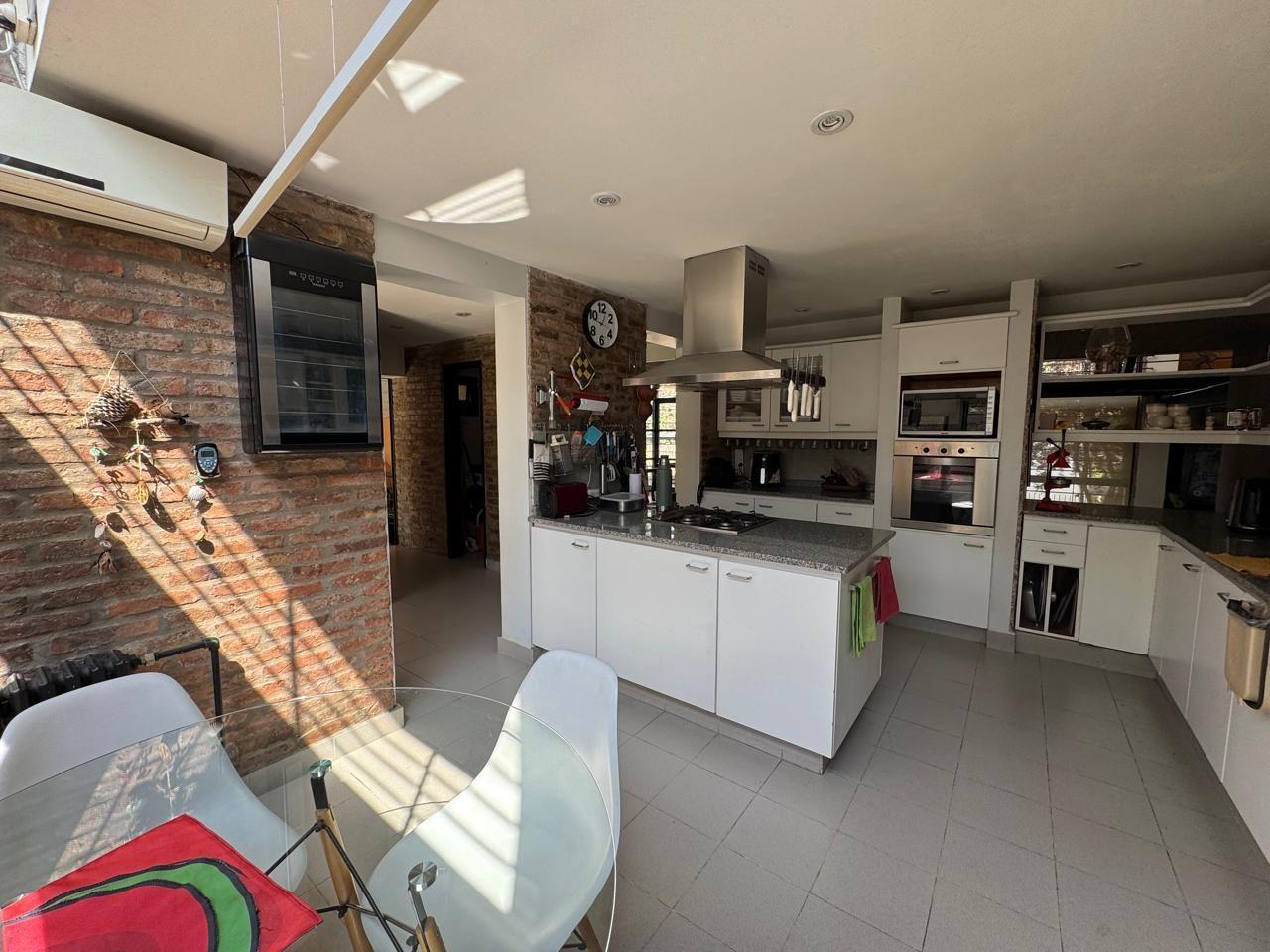 Foto de Casa 5 ambientes. | Emilio Frers al 2400, imagen 2