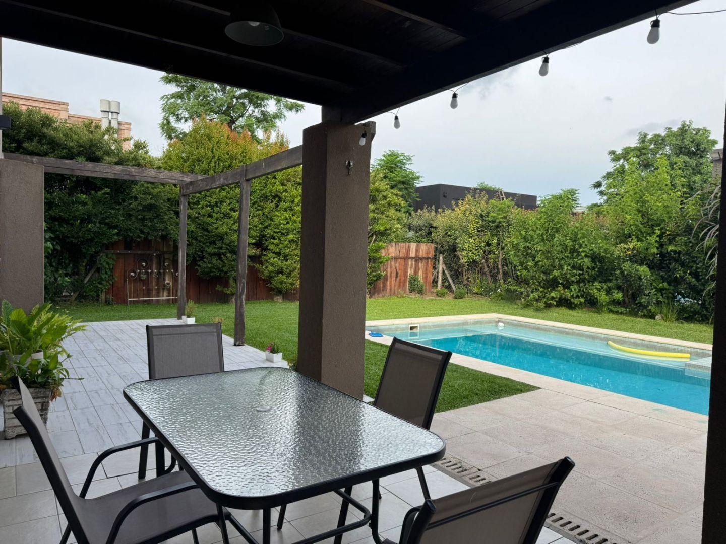 Foto de CASA MODERNA ALTOS DEL SOL UDAONDO LELOIR BARRIO PRIVADO FINANCIA, imagen 2