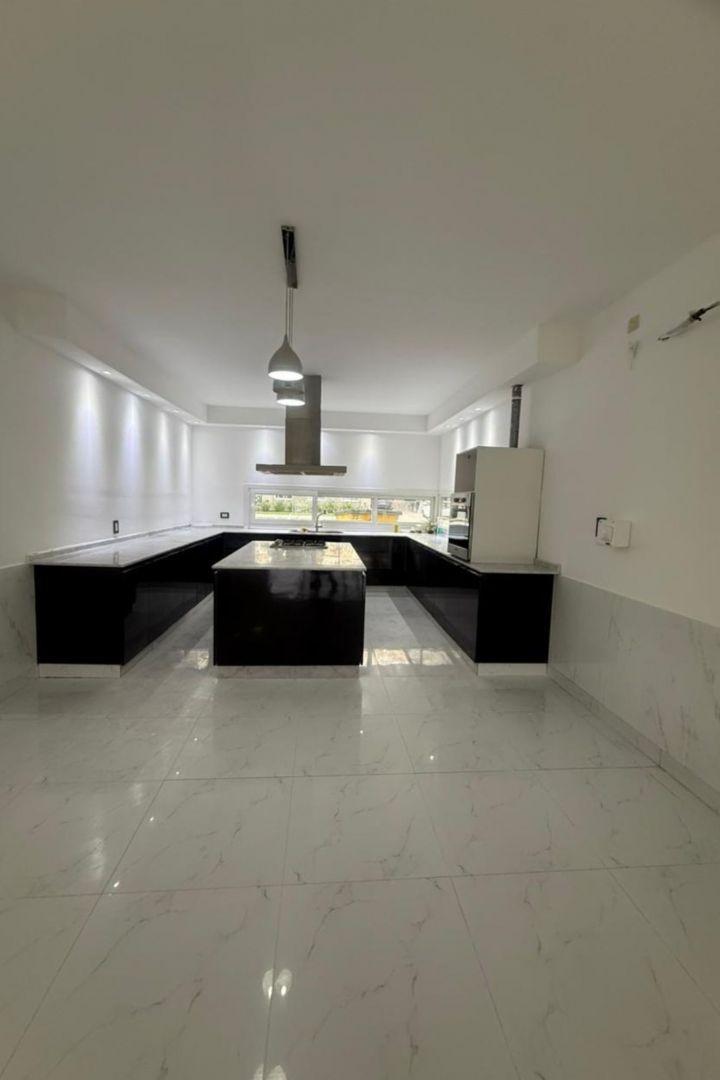 Foto de VENTA CASA COMARCAS DEL LUJÁN, imagen 1