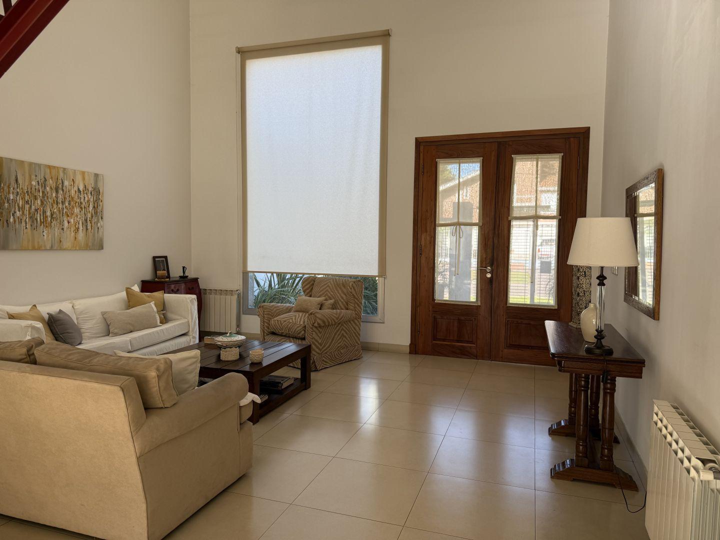 Foto de Casa 5 ambientes 2 dormitorios. | Eusebio Gimenez al 3200, imagen 1