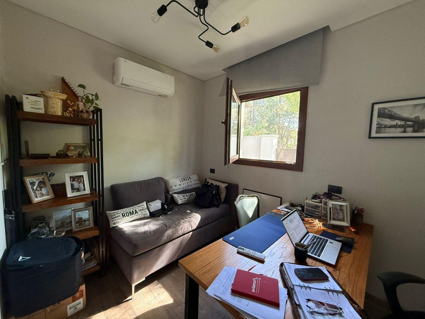 Foto de Impecable Casa Moderna en Parque Leloir, imagen 2